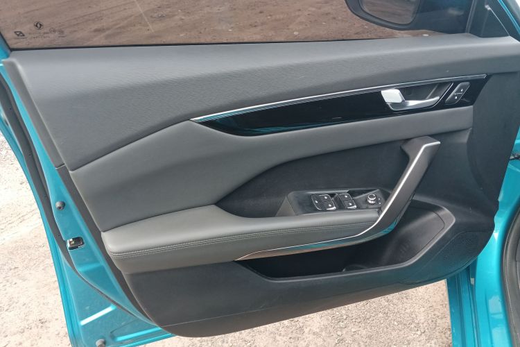 东风风神 奕炫 2020款 230T 自动炫目版中控内饰7007