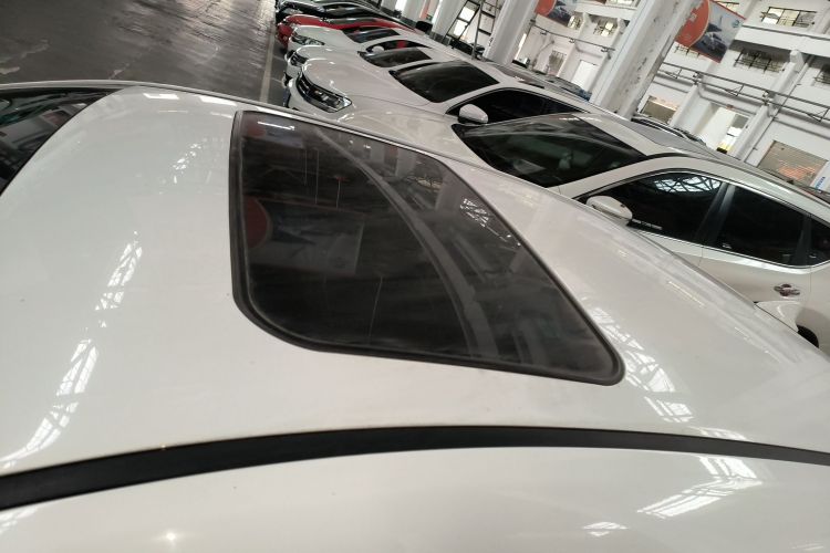 比亚迪G5 2014款 1.5TID 自动旗舰型局部细节57