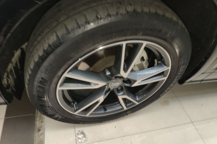 奥迪Q5L 2018款 45 TFSI 尊享时尚型 国VI车身外观6007