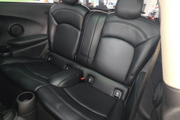 MINI 2016款 1.5T COOPER中控内饰7004