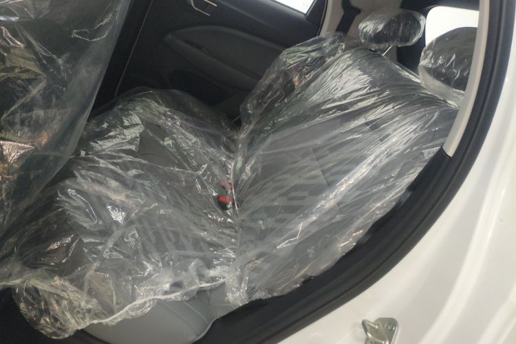 零跑汽车 零跑T03 2024款 200轻享版中控内饰7004