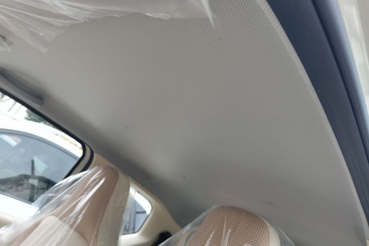 五菱汽车 宏光MINIEV 2024款 第三代 215km 青春版局部细节22