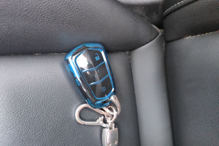 凯迪拉克XT4 2021款 28T 两驱豪华型中控内饰7001