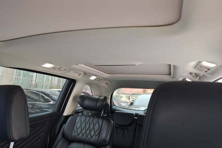 本田 艾力绅 2019款 2.0L 混动豪华版局部细节22