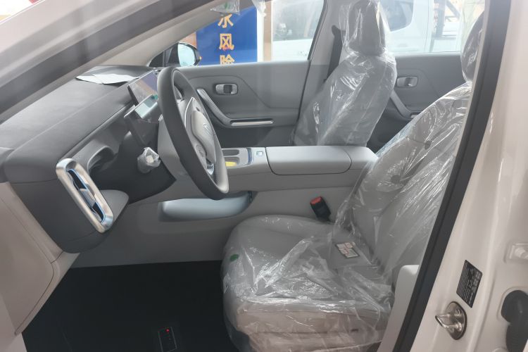 零跑汽车 零跑B01 2025款 650激光雷达版局部细节19