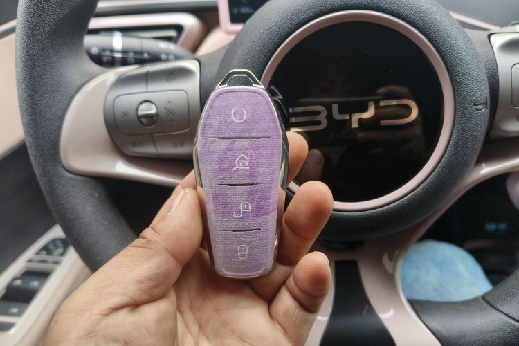 比亚迪 海鸥 2024款 荣耀版 305km 活力版中控内饰7001