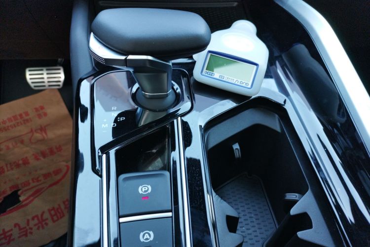 吉利汽车 星瑞 2025款 东方曜 2.0TD 望月版局部细节18