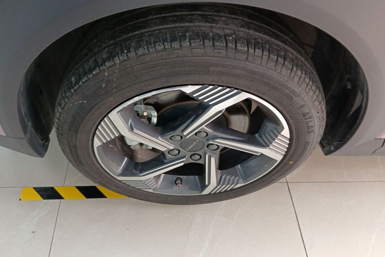 领克06 2025款 Shero 1.5T 紫色特别版车身外观6007