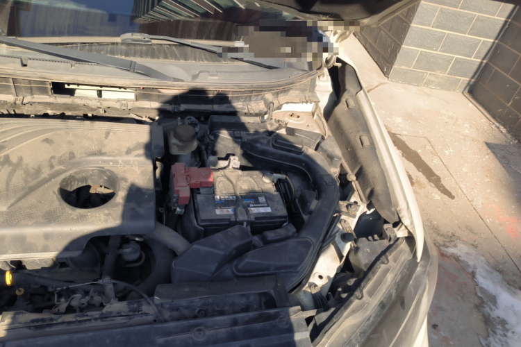 日产 奇骏 2017款 2.0L CVT舒适版 2WD局部细节9007