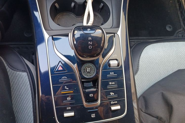 比亚迪 秦PLUS 2021款 EV 600KM 旗舰型中控内饰18