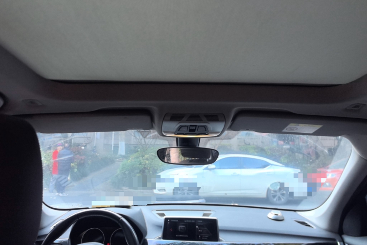 宝马X1 2020款 sDrive20Li 时尚型中控内饰22