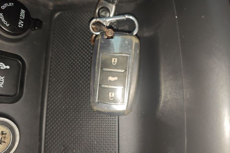 长安CS75 2016款 2.0L 手动豪华型 国V中控内饰7001