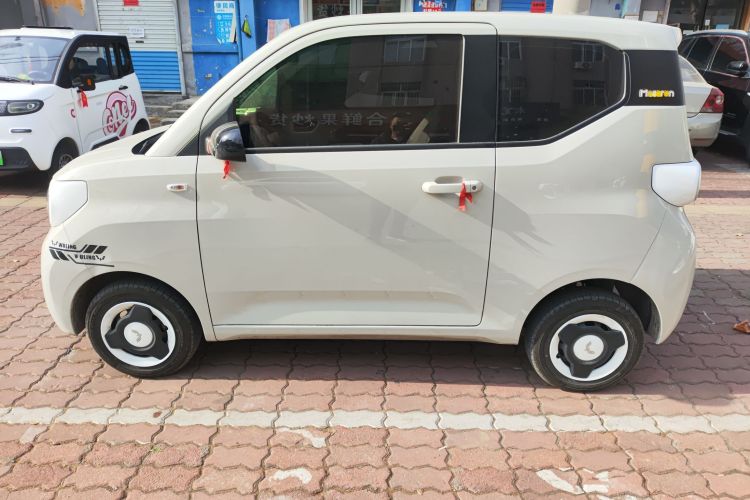 五菱汽车 宏光MINIEV 2024款 第三代 215km 青春版车身外观6003