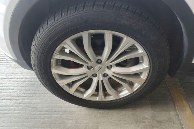 陆风X7 2015款 2.0T 全景旗舰版车身外观6007