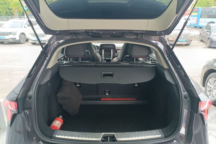 领克02 2020款 1.5T DCT两驱耀版局部细节23