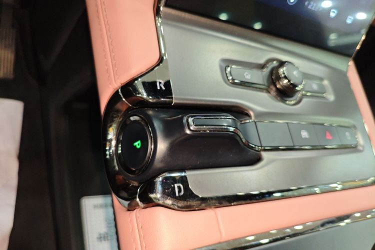 蔚来EC6 2020款 440KM 签名版中控内饰18