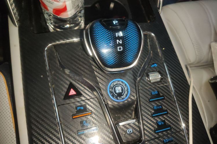 比亚迪 唐新能源 2022款 EV 600KM 尊享型局部细节18