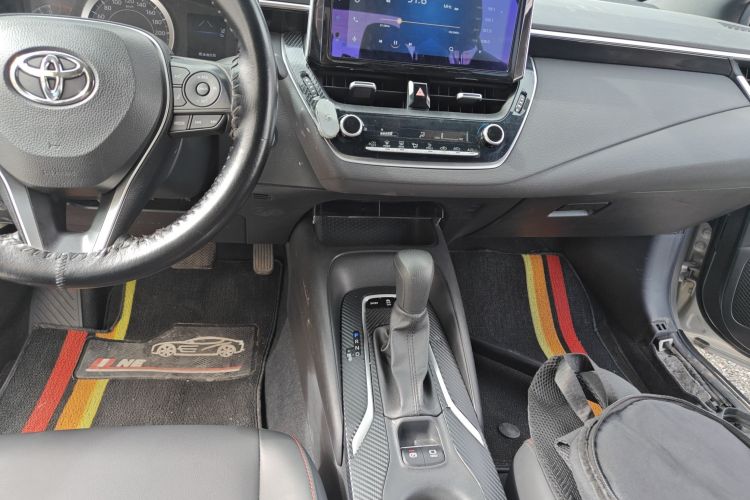 丰田 雷凌 2021款 185T CVT豪华版中控内饰16