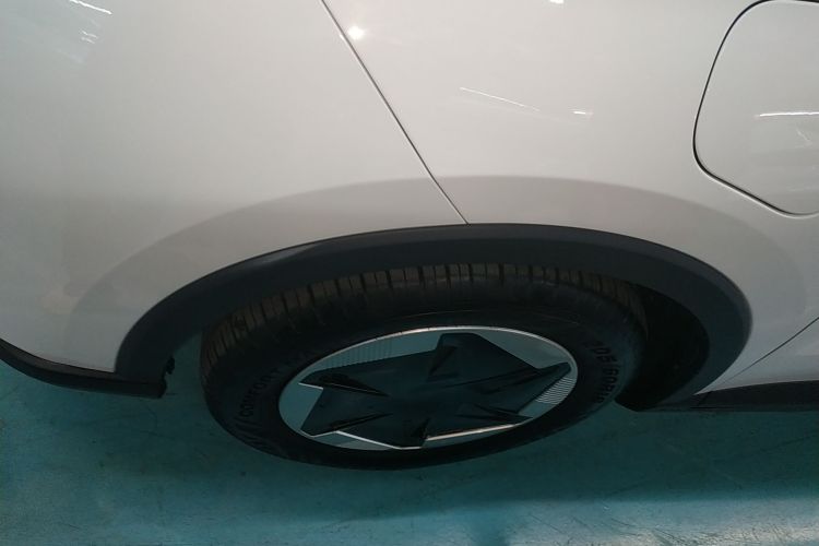 吉利几何E萤火虫 2024款 301km 龙腾版车身外观6007