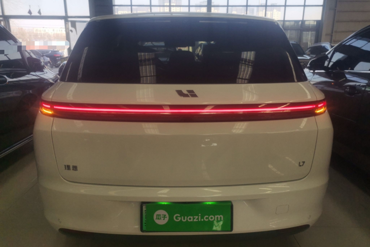 理想汽车 理想L7 2023款 Max车身外观6