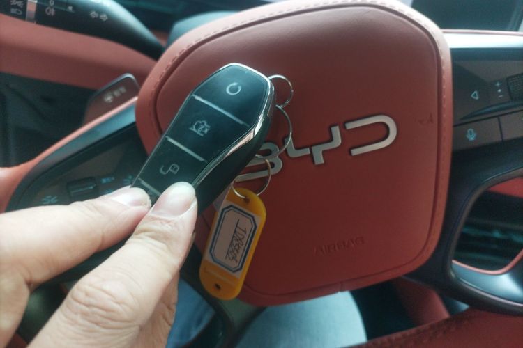 比亚迪 海豹 2025款 650智驾版中控内饰11