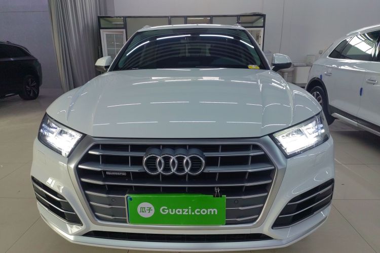 奥迪Q5L 2020款 改款 40 TFSI 荣享时尚型车身外观2