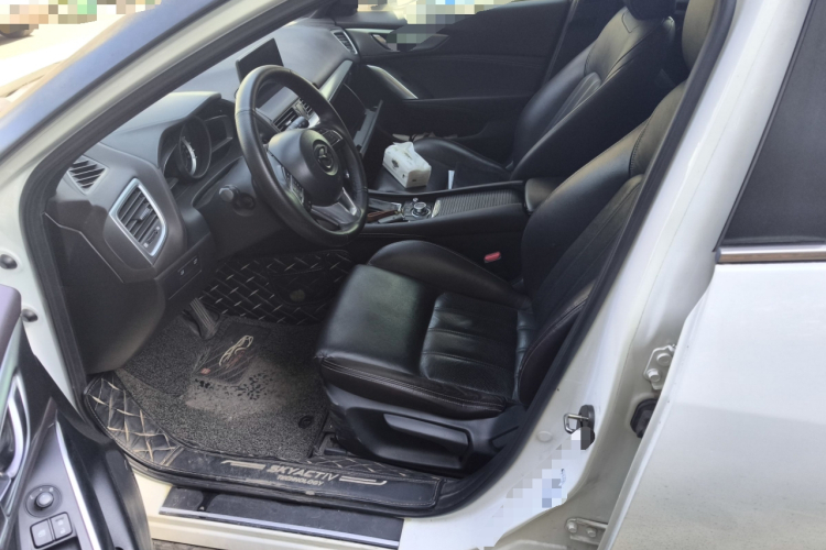 马自达CX-4 2016款 2.0L 自动两驱蓝天品位版中控内饰19