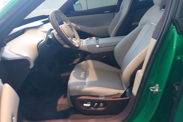 小米汽车 小米YU7 2025款 超长续航后驱版中控内饰19