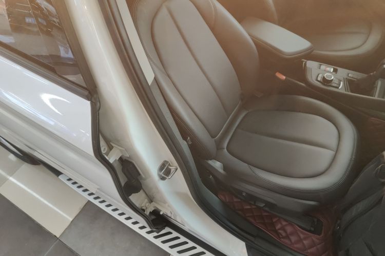 宝马X1 2016款 sDrive18Li 时尚型局部细节41