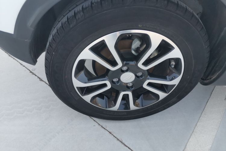 吉利汽车 远景X3 2017款 1.5L 手动精英型车身外观6008