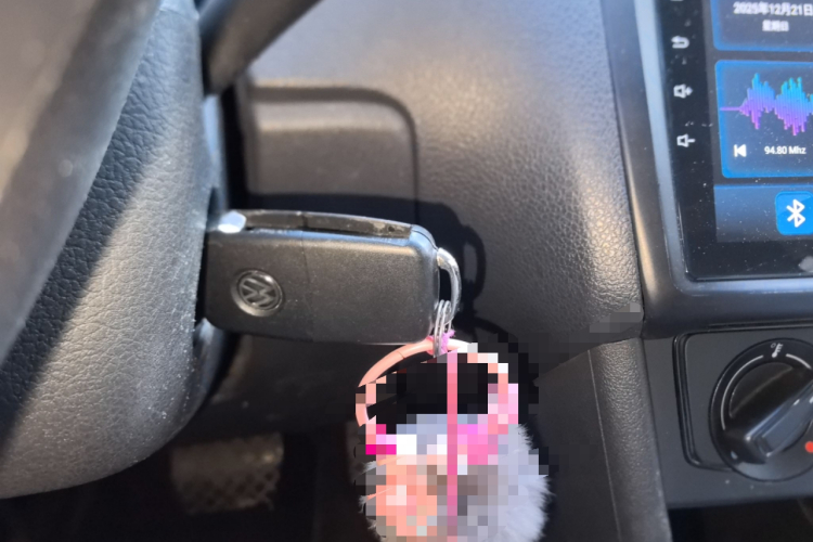 大众 Polo 2016款 1.4L 自动风尚型中控内饰11