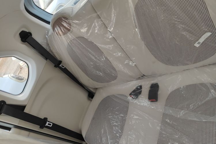 奔腾小马 2026款 222km 萌趣马 Plus中控内饰21