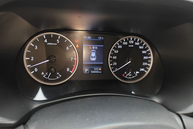 日产 轩逸 2021款 1.6L XL CVT悦享版中控内饰14