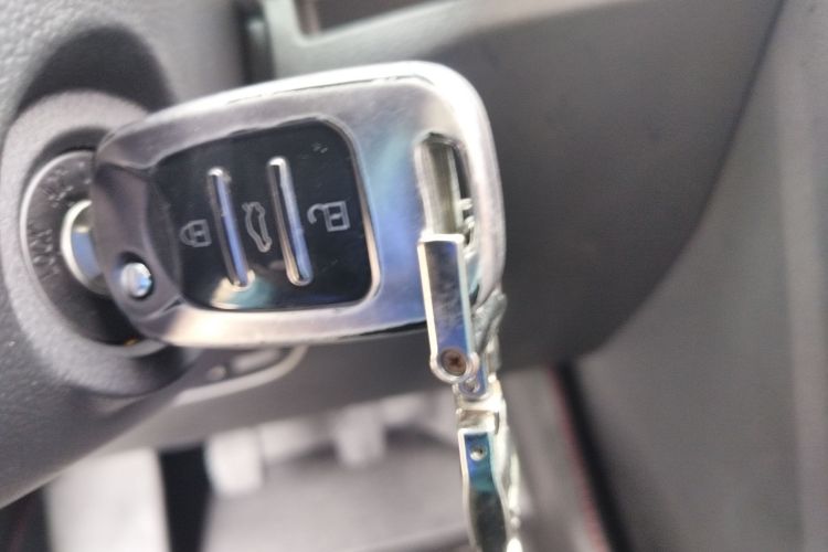 五菱汽车 五菱征程 2021款 1.5T 手动豪华型中控内饰11