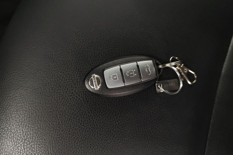 日产 轩逸 2021款 1.6L XL CVT悦享版中控内饰7001