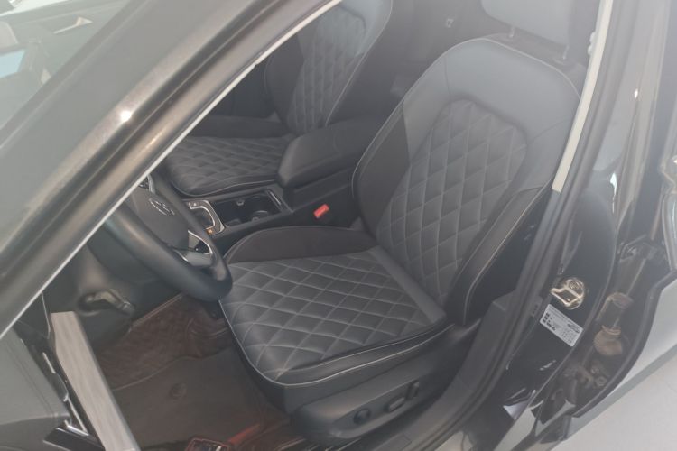 大众 速腾 2023款 300TSI DSG卓越版中控内饰19