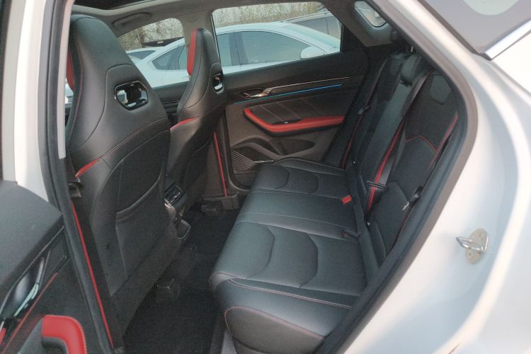 吉利汽车 帝豪S 2021款 1.4T CVT尊贵型中控内饰21