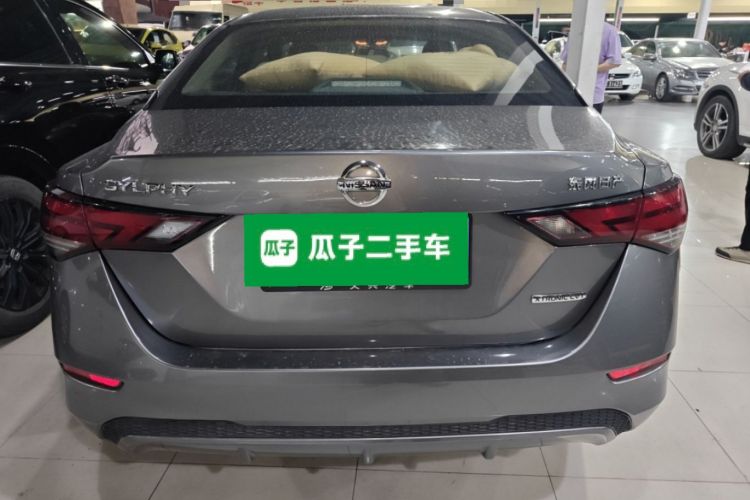 日产 轩逸 2020款 1.6L XL CVT悦享版车身外观6
