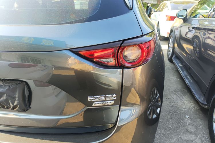 马自达CX-5 2020款 2.0L 自动两驱智尊型车身外观9