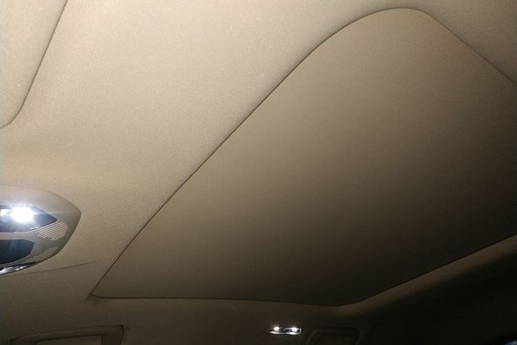 领克06 2021款 1.5T Shero粉色特别版中控内饰22