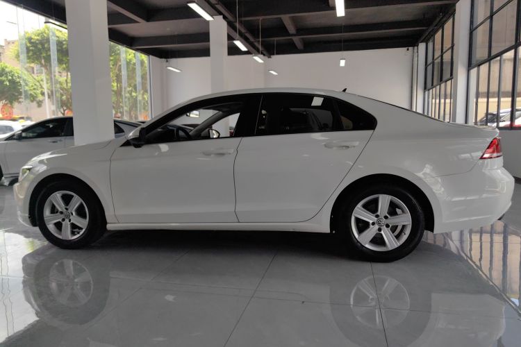 大众 凌渡 2018款 230TSI DSG风尚版车身外观6003