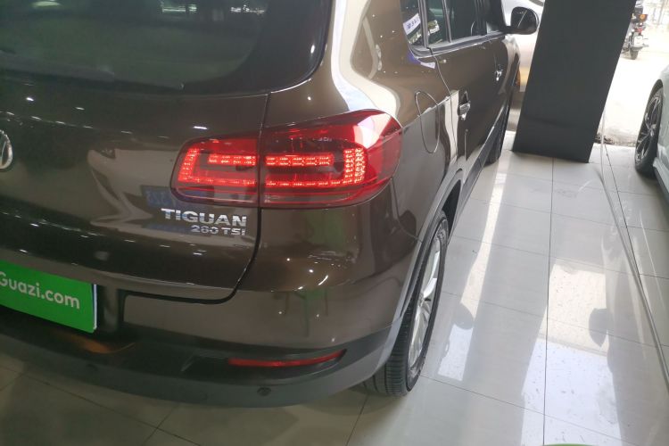 大众 途观 2016款 280TSI 自动两驱丝绸之路风尚版车身外观9