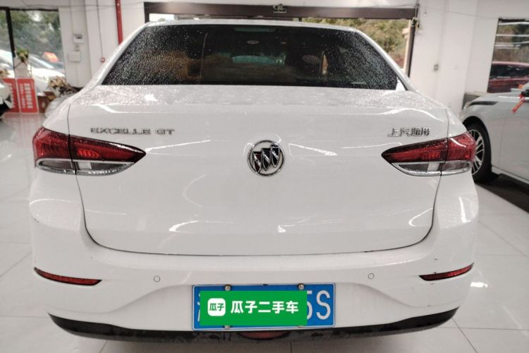 别克 英朗 2021款 改款 典范 1.5L 自动精英型车身外观6