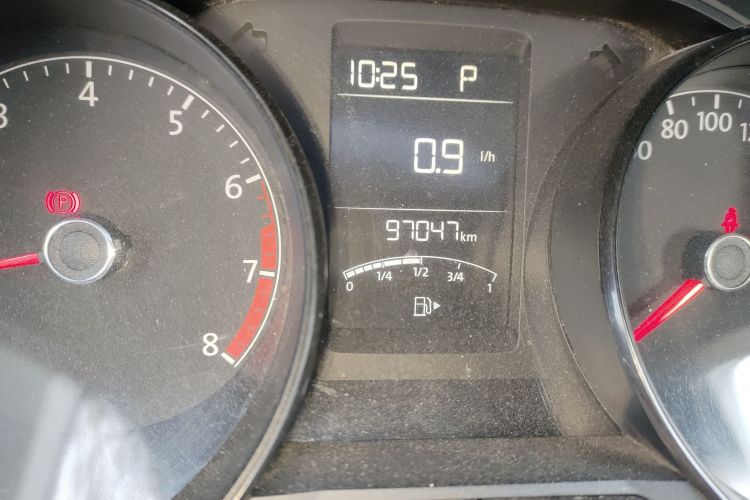 大众 朗逸 2017款 1.6L 自动风尚版中控内饰15