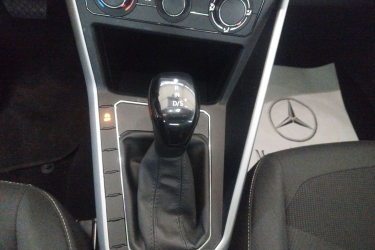 大众 Polo 2021款 Plus 1.5L 自动全景乐享版中控内饰18