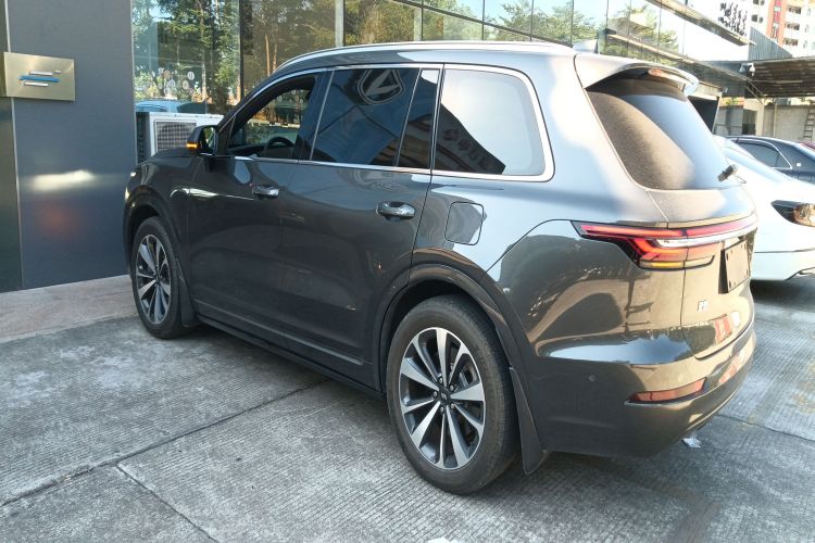 理想汽车 理想ONE 2021款 增程6座版车身外观6003