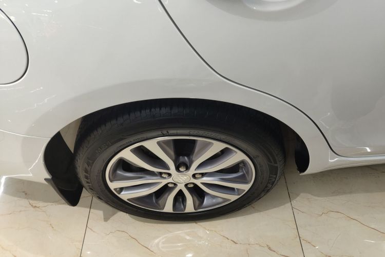 别克 英朗 2021款 改款 1.3T 自动轻混动精英型车身外观6008