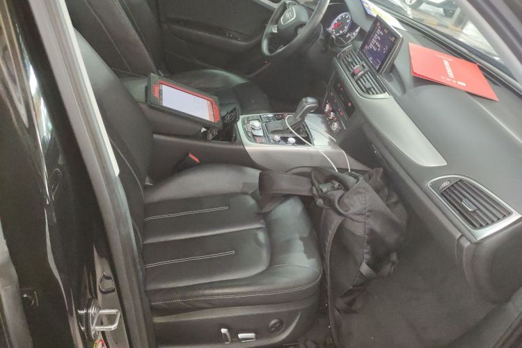 奥迪A6L 2018款 30周年年型 TFSI 进取型局部细节41