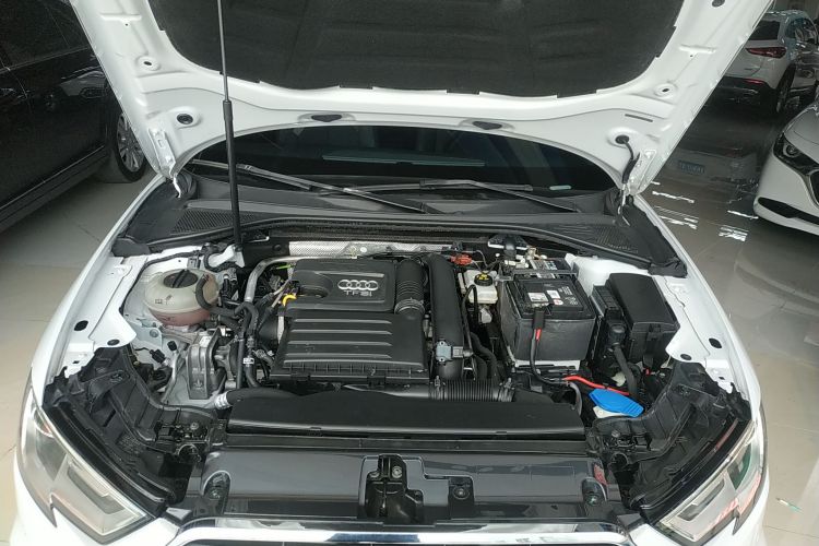 奥迪A3 2018款 30周年年型 Sportback 35 TFSI 时尚型局部细节24