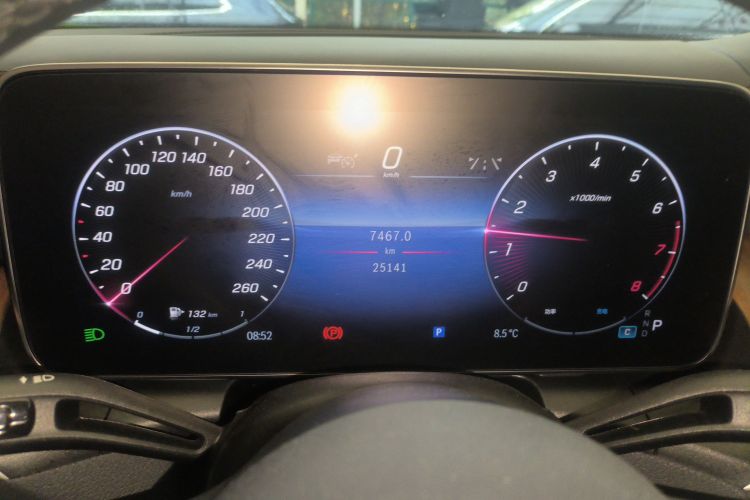 奔驰GLC 2023款 GLC 300 L 4MATIC 动感型 5座局部细节14